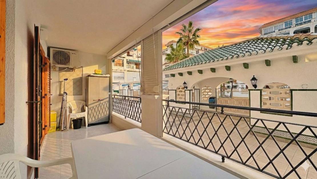 Sale - Apartment - Torrevieja - La Mata