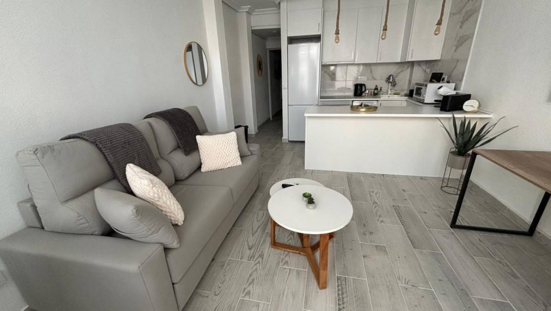 Sale - Apartment - Torrevieja - La Mata