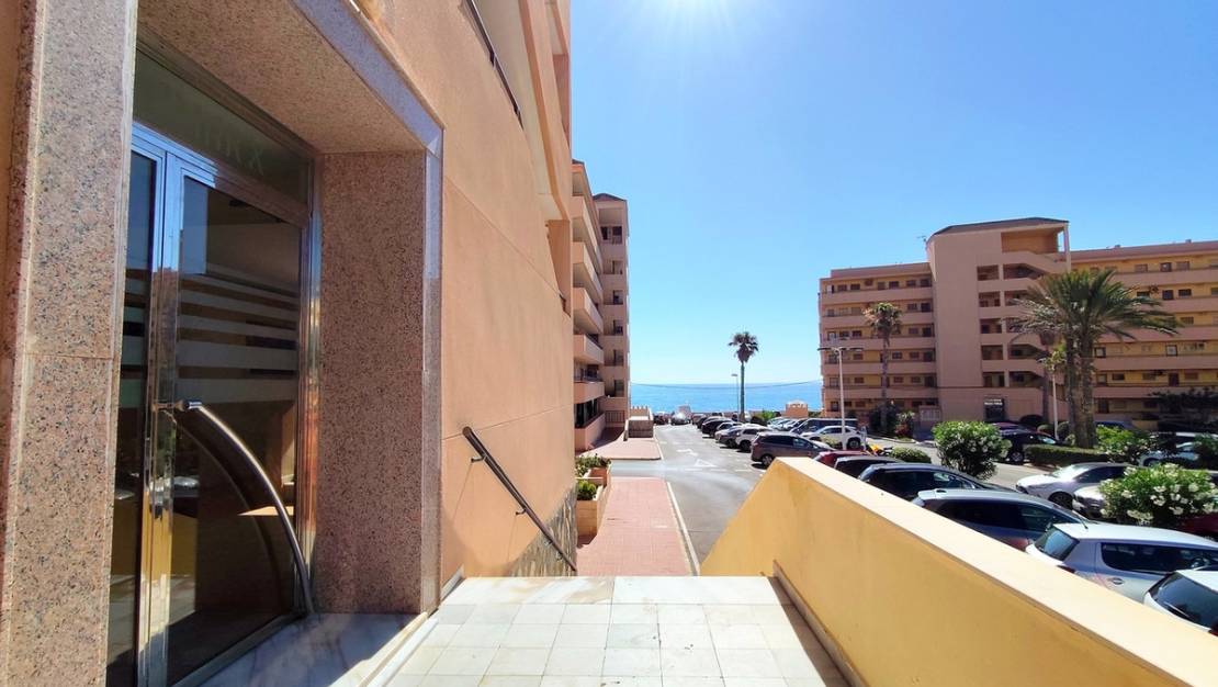 Sale - Apartment - Torrevieja - La Mata