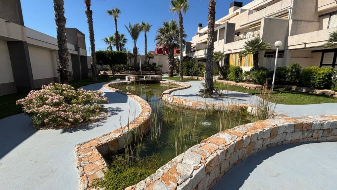 Sale - Apartment - Torrevieja - La Mata