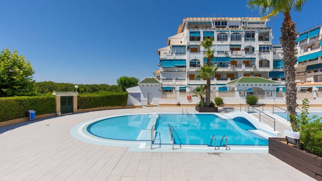 Sale - Apartment - Torrevieja - La Mata