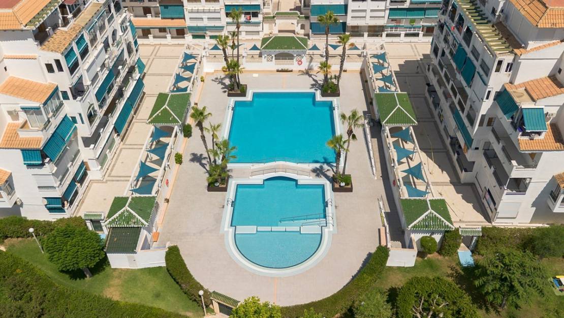 Sale - Apartment - Torrevieja - La Mata