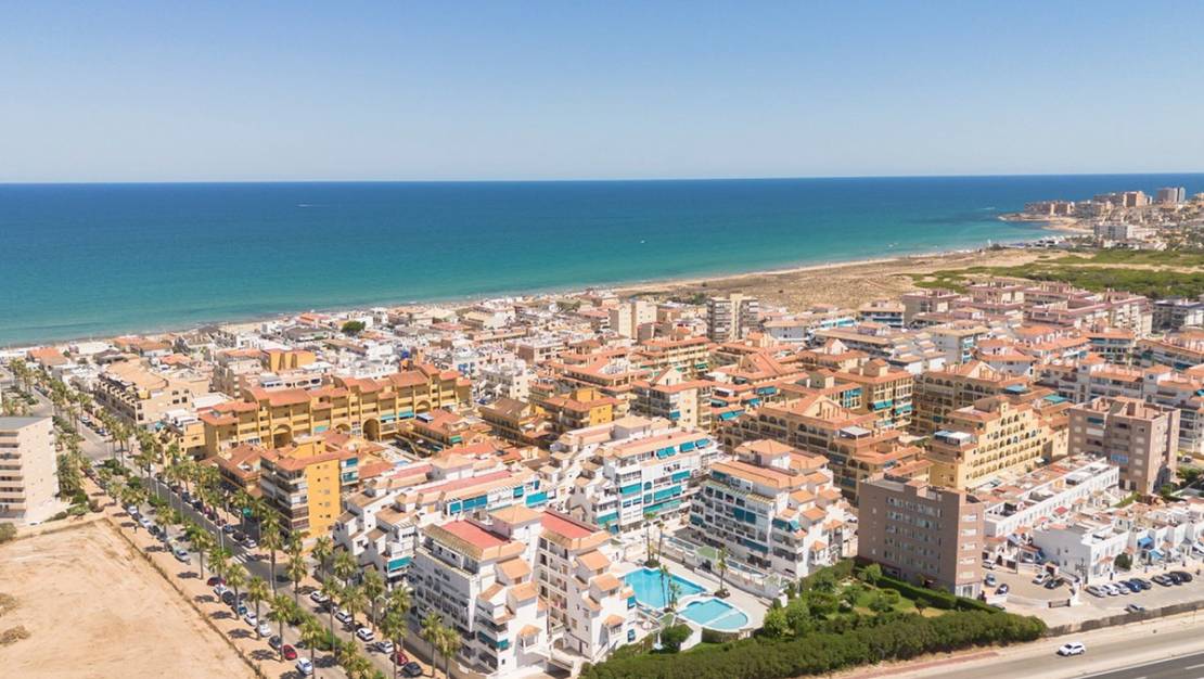 Sale - Apartment - Torrevieja - La Mata