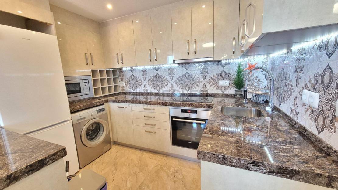 Sale - Apartment - Torrevieja - La Mata