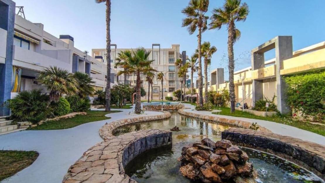 Sale - Apartment - Torrevieja - La Mata