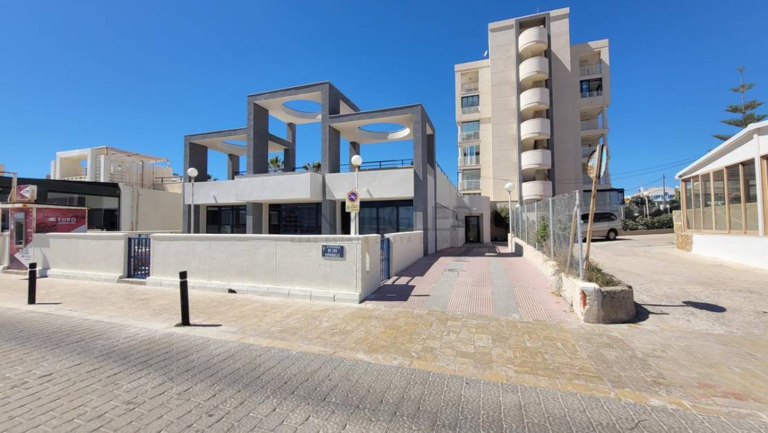 Sale - Apartment - Torrevieja - La Mata