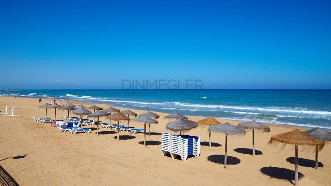 Sale - Apartment - Torrevieja - La Mata