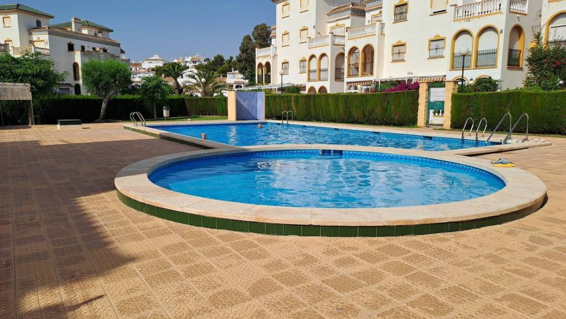 Sale - Apartment - Torrevieja - La Mata