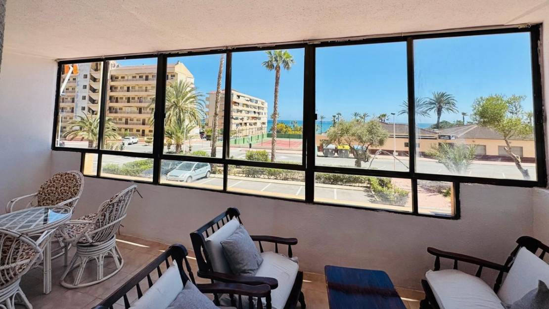 Sale - Apartment - Torrevieja - La Mata