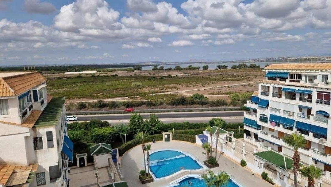 Sale - Apartment - Torrevieja - La Mata