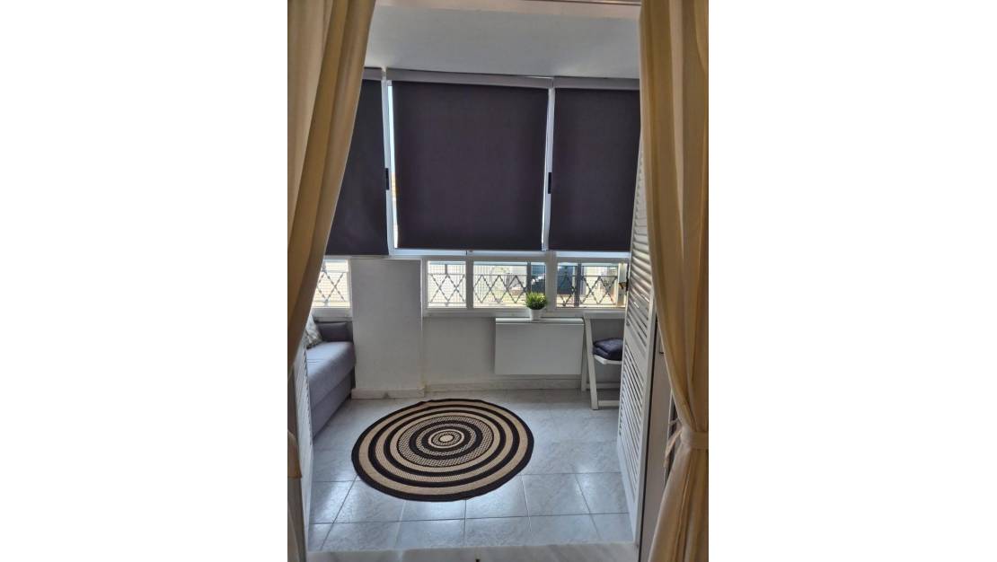 Sale - Apartment - Torrevieja - La Mata