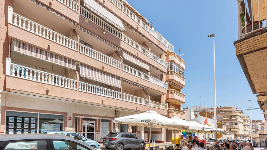 Sale - Apartment - Torrevieja - La Mata