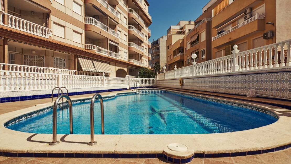 Sale - Apartment - Torrevieja - La Mata