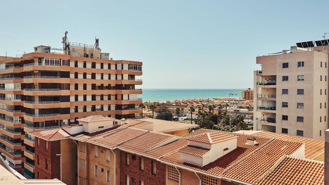 Sale - Apartment - Torrevieja - La Mata