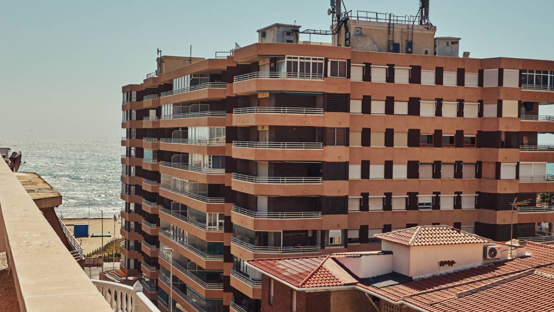 Sale - Apartment - Torrevieja - La Mata