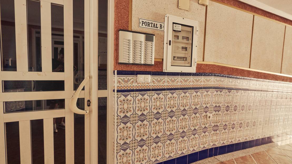 Sale - Apartment - Torrevieja - La Mata