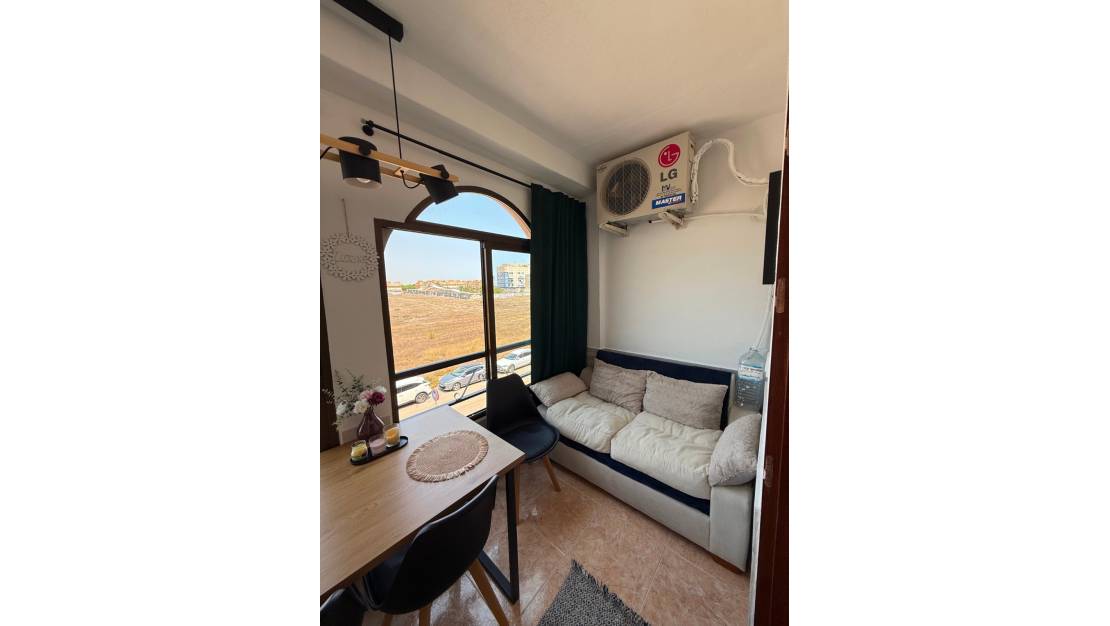 Sale - Apartment - Torrevieja - La Mata