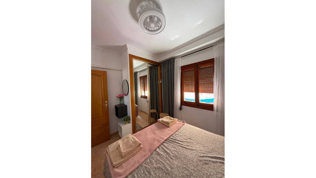 Sale - Apartment - Torrevieja - La Mata