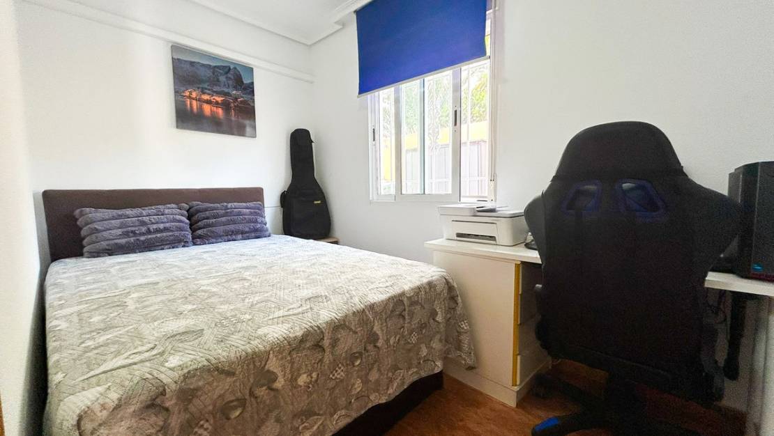 Sale - Apartment - Torrevieja - La Mata