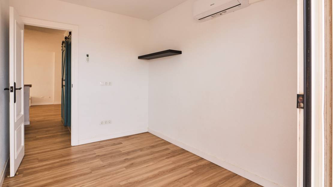 Sale - Apartment - Torrevieja - La Mata