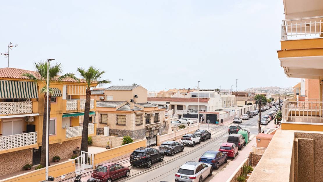 Sale - Apartment - Torrevieja - La Mata