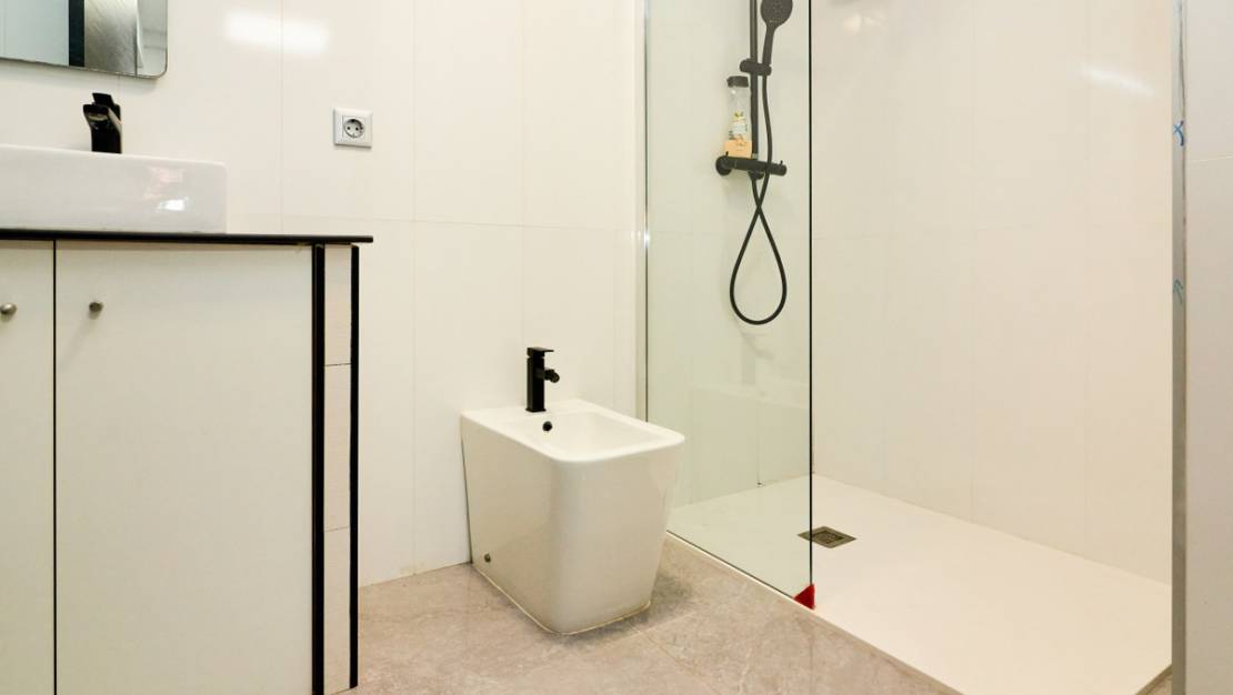 Sale - Apartment - Torrevieja - La Mata