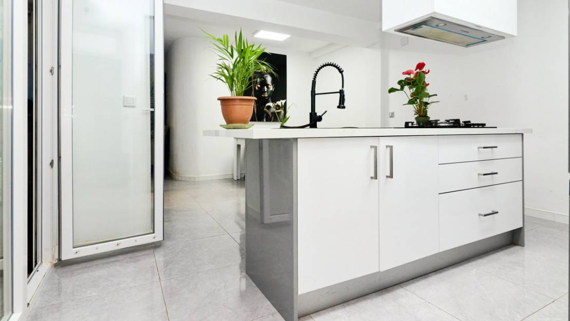 Sale - Apartment - Torrevieja - La Mata
