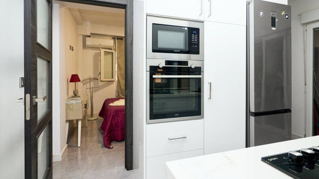 Sale - Apartment - Torrevieja - La Mata