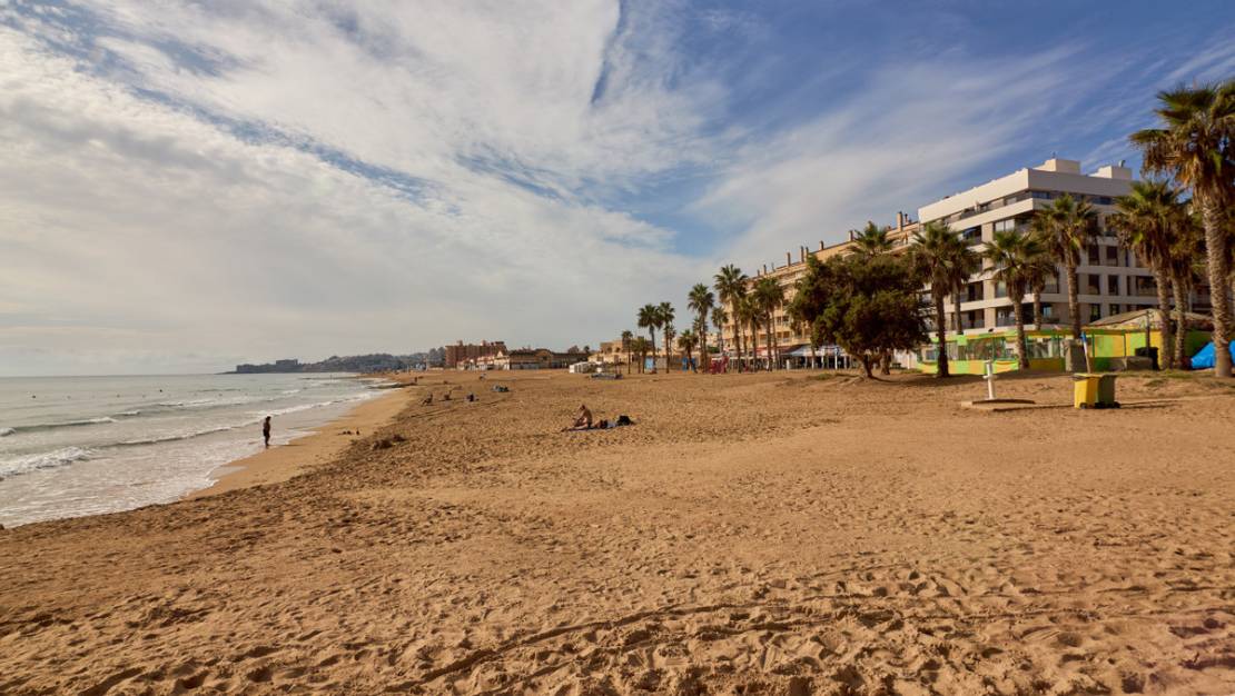 Sale - Apartment - Torrevieja - La Mata