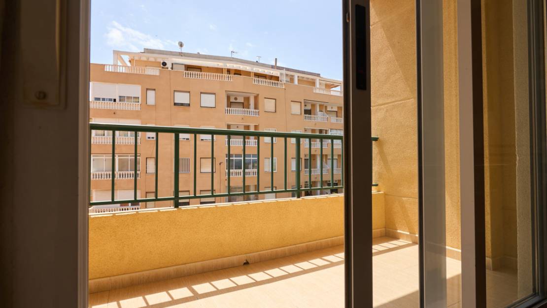 Sale - Apartment - Torrevieja - La Mata