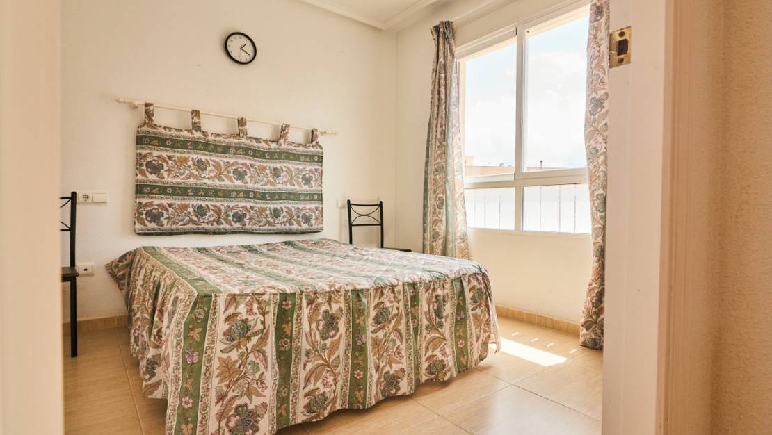 Sale - Apartment - Torrevieja - La Mata