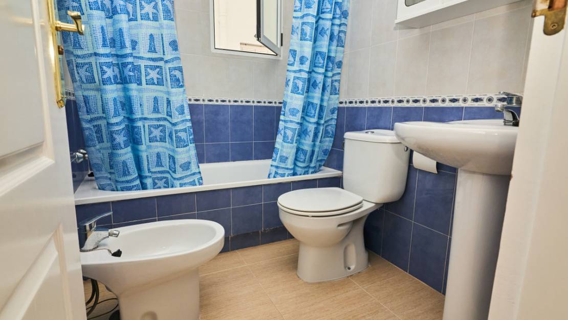 Sale - Apartment - Torrevieja - La Mata