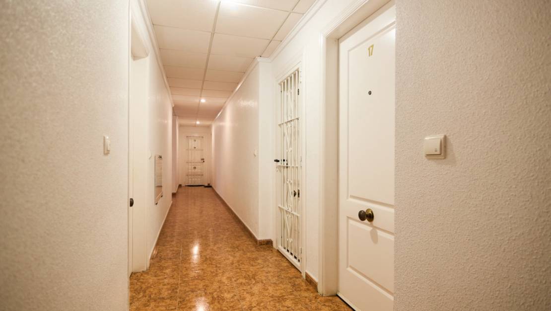 Sale - Apartment - Torrevieja - La Mata