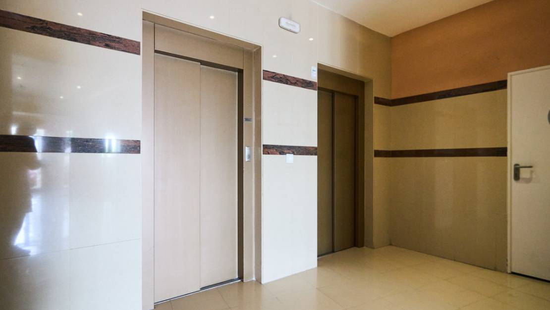 Sale - Apartment - Torrevieja - La Mata