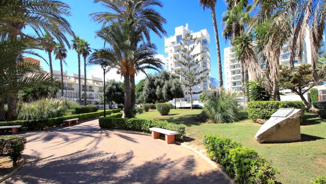 Sale - Apartment - Torrevieja - La Mata