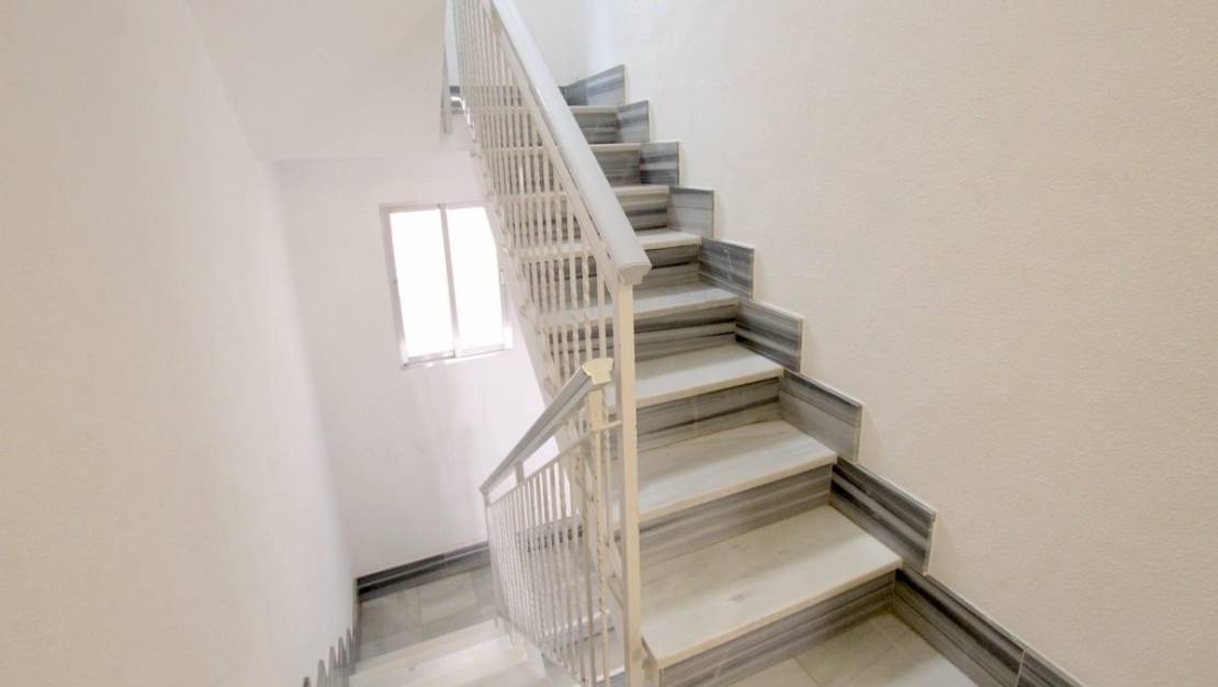 Sale - Apartment - Torrevieja - La Mata