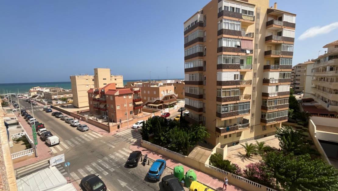 Sale - Apartment - Torrevieja - La Mata