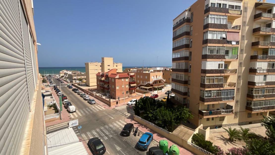 Sale - Apartment - Torrevieja - La Mata