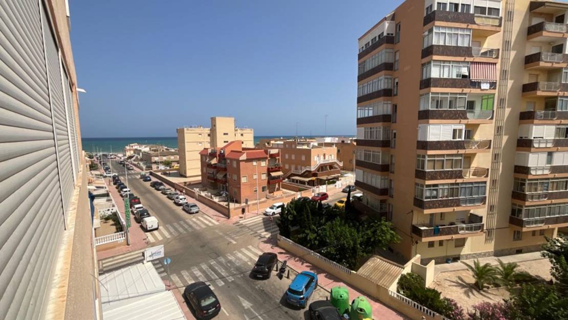 Sale - Apartment - Torrevieja - La Mata