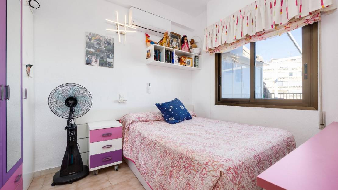 Sale - Apartment - Torrevieja - La Mata