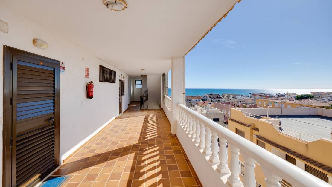 Sale - Apartment - Torrevieja - La Mata