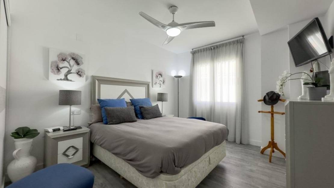 Sale - Apartment - Torrevieja - La Mata