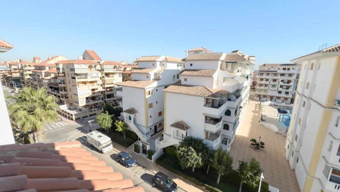 Sale - Apartment - Torrevieja - La Mata