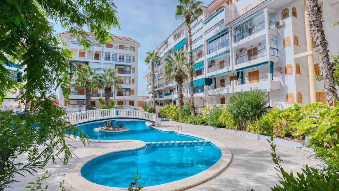 Sale - Apartment - Torrevieja - La Mata