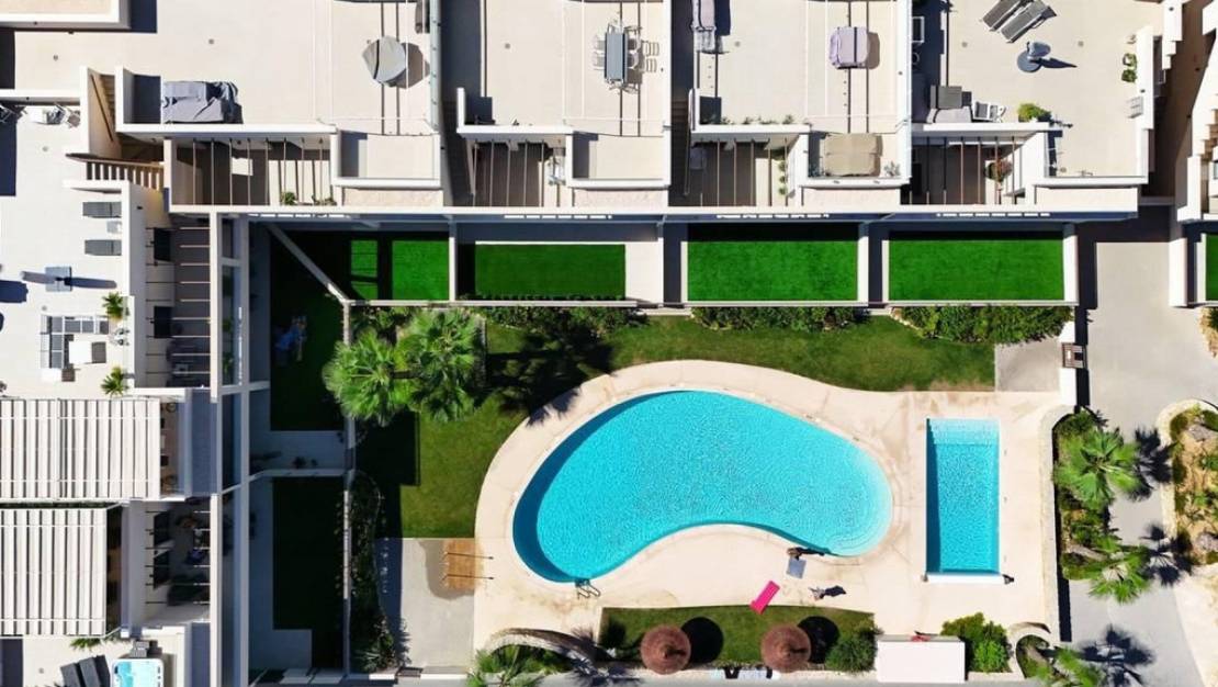 Sale - Apartment - Torrevieja - La Veleta