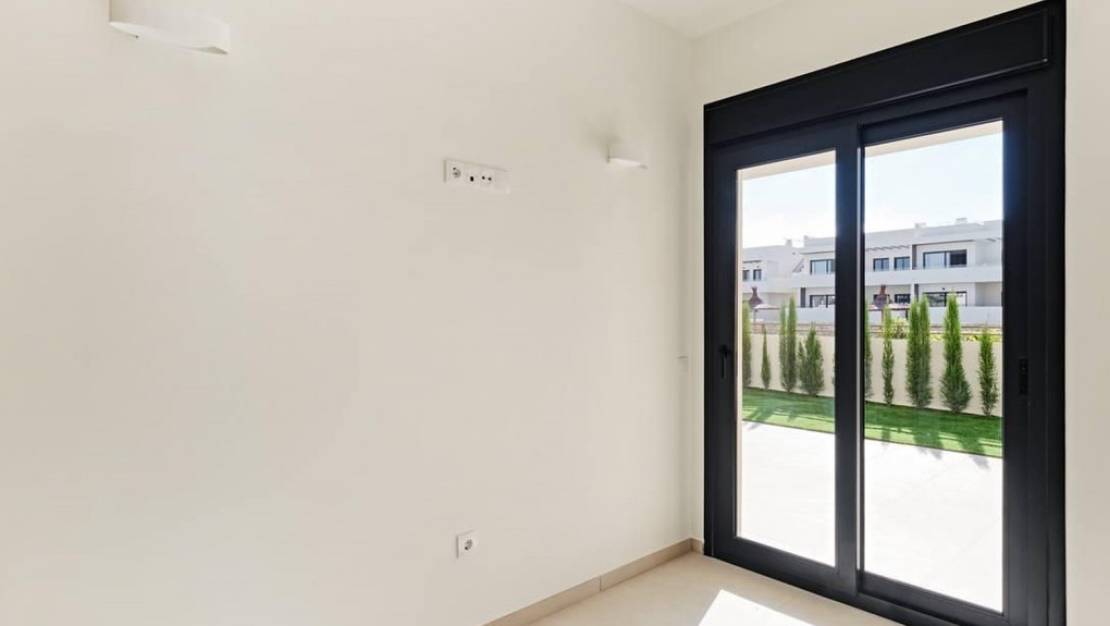 Sale - Apartment - Torrevieja - La Veleta