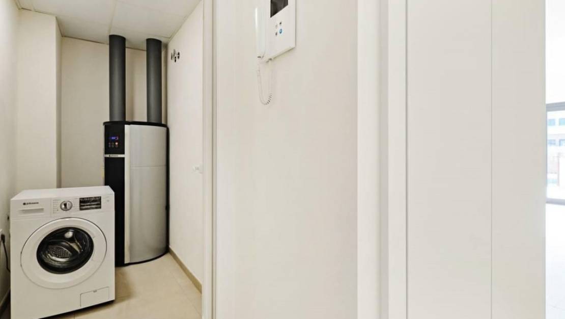 Sale - Apartment - Torrevieja - La Veleta