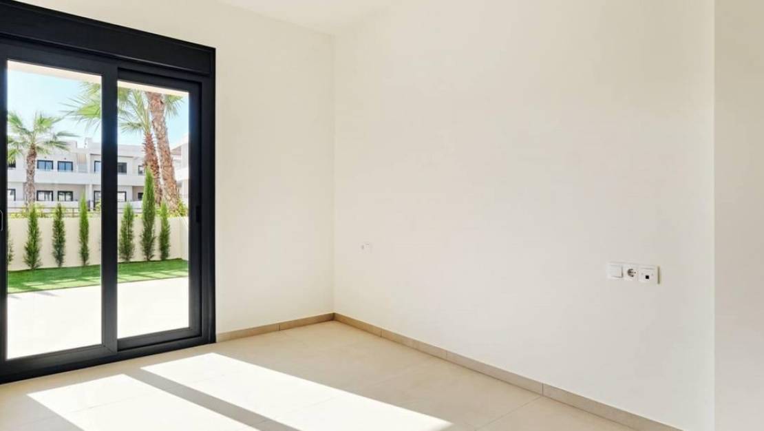 Sale - Apartment - Torrevieja - La Veleta