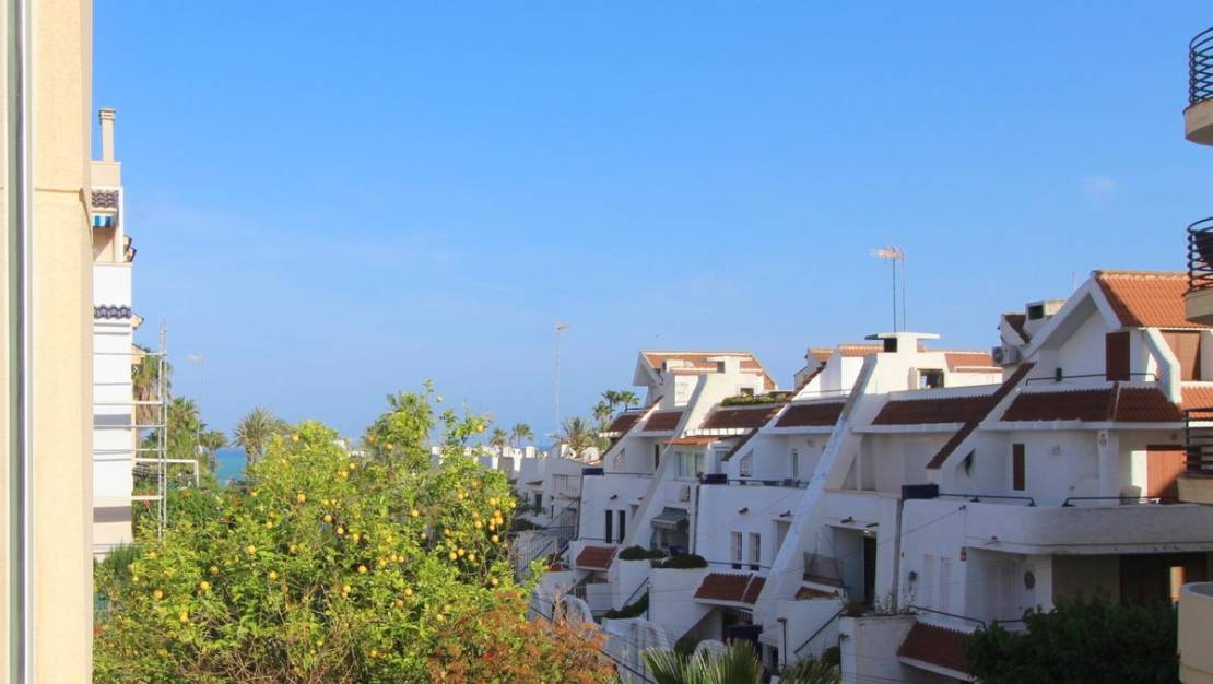 Sale - Apartment - Torrevieja - La Veleta