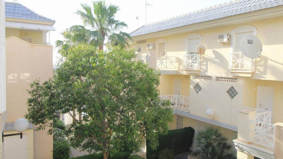 Sale - Apartment - Torrevieja - La Veleta